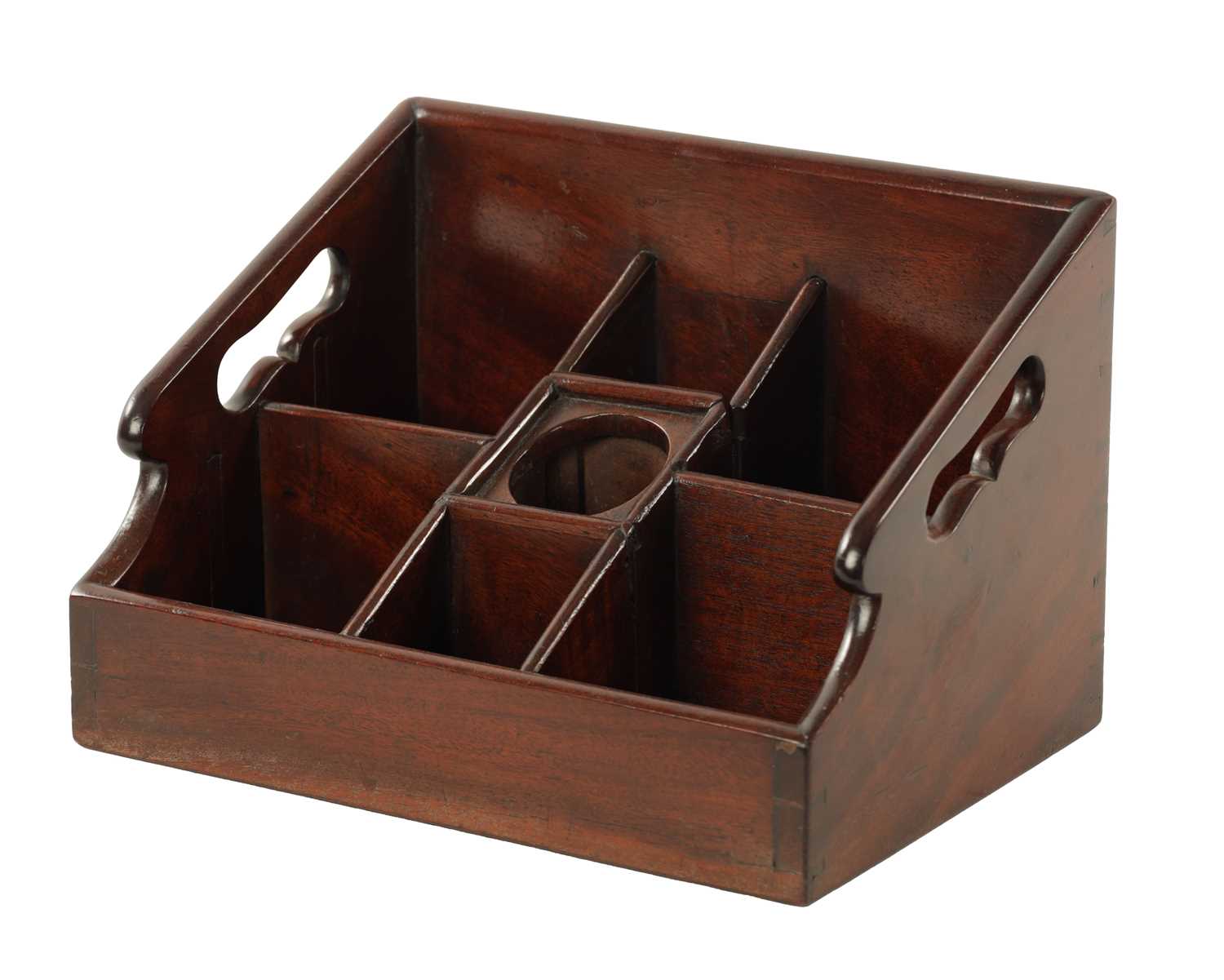 AN UNUSUAL GEORGE III MAHOGANY DESK TIDY