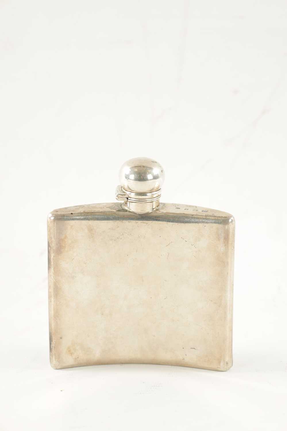 A LATE 19TH CENTURY SILVER HIPFLASK - Image 5 of 6