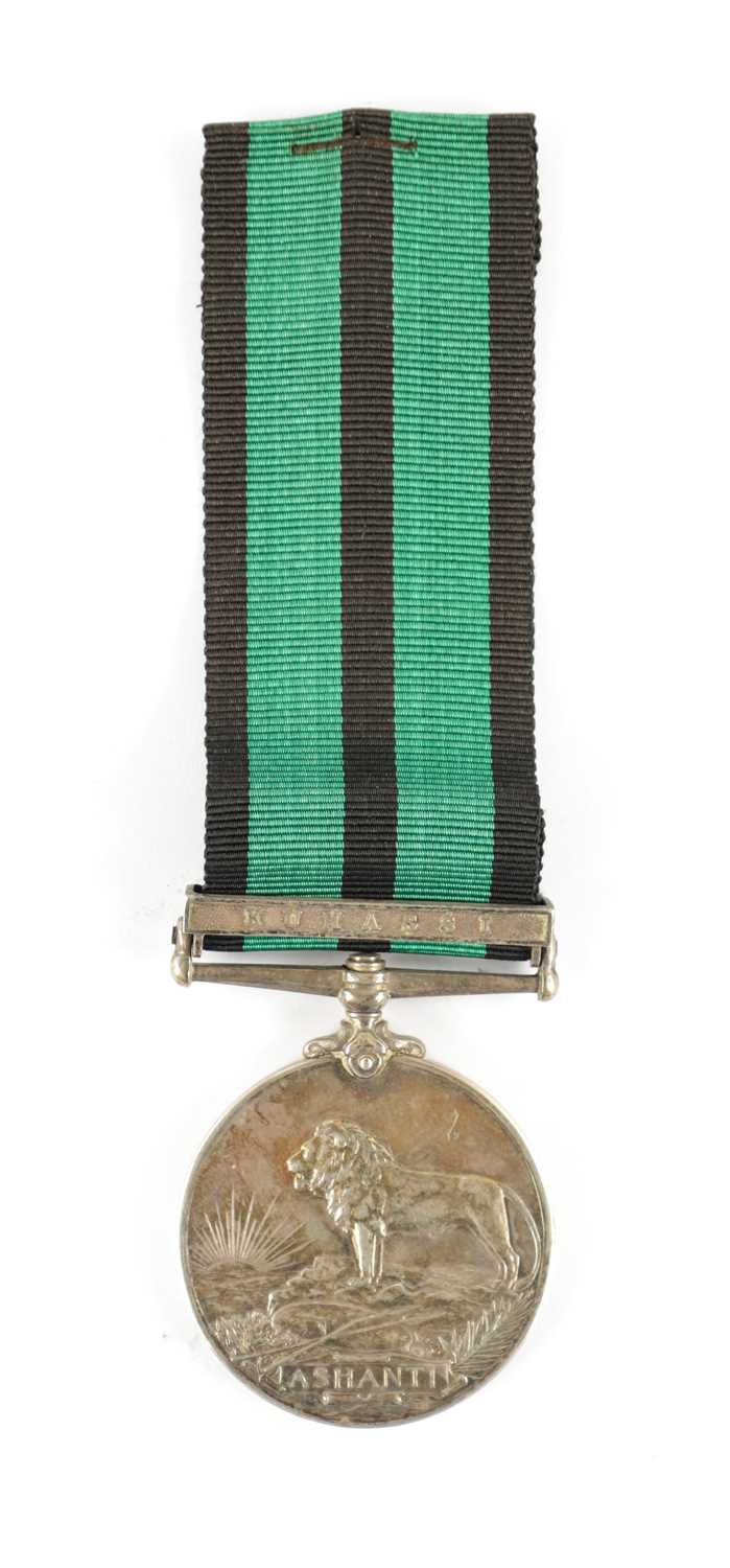 AN ASHANTI MEDAL 1900 WITH CLASP