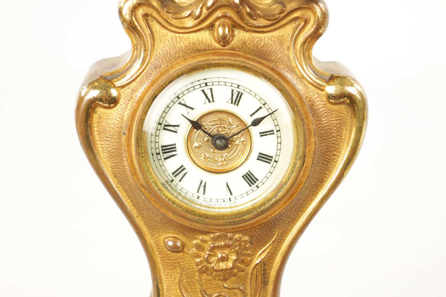 A GILT BRONZE ART NOUVEAU MANTEL CLOCK - Image 3 of 8