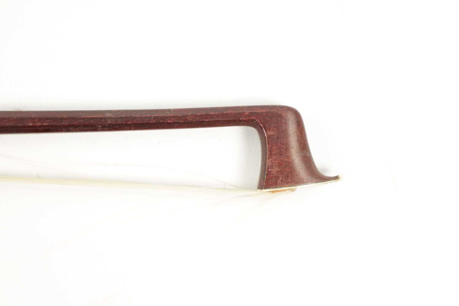 AN OLD VIOLIN BOW SIGNED DODD - Image 7 of 9