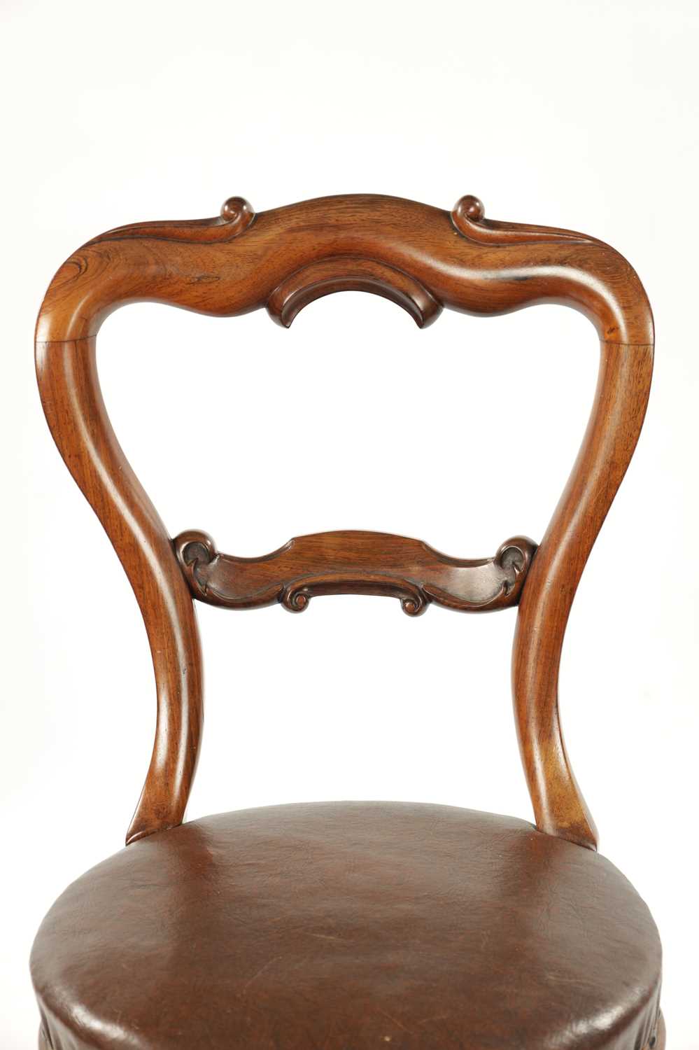 A 19TH CENTURY ROSEWOOD REVOLVING MUSIC CHAIR - Image 3 of 9