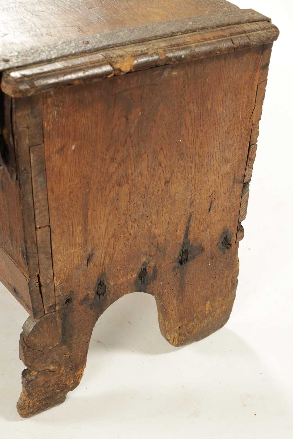 A RARE 16TH / 17TH CENTURY OAK IRON BOUND STRONG BOX/PLANK COFFER - Image 7 of 8