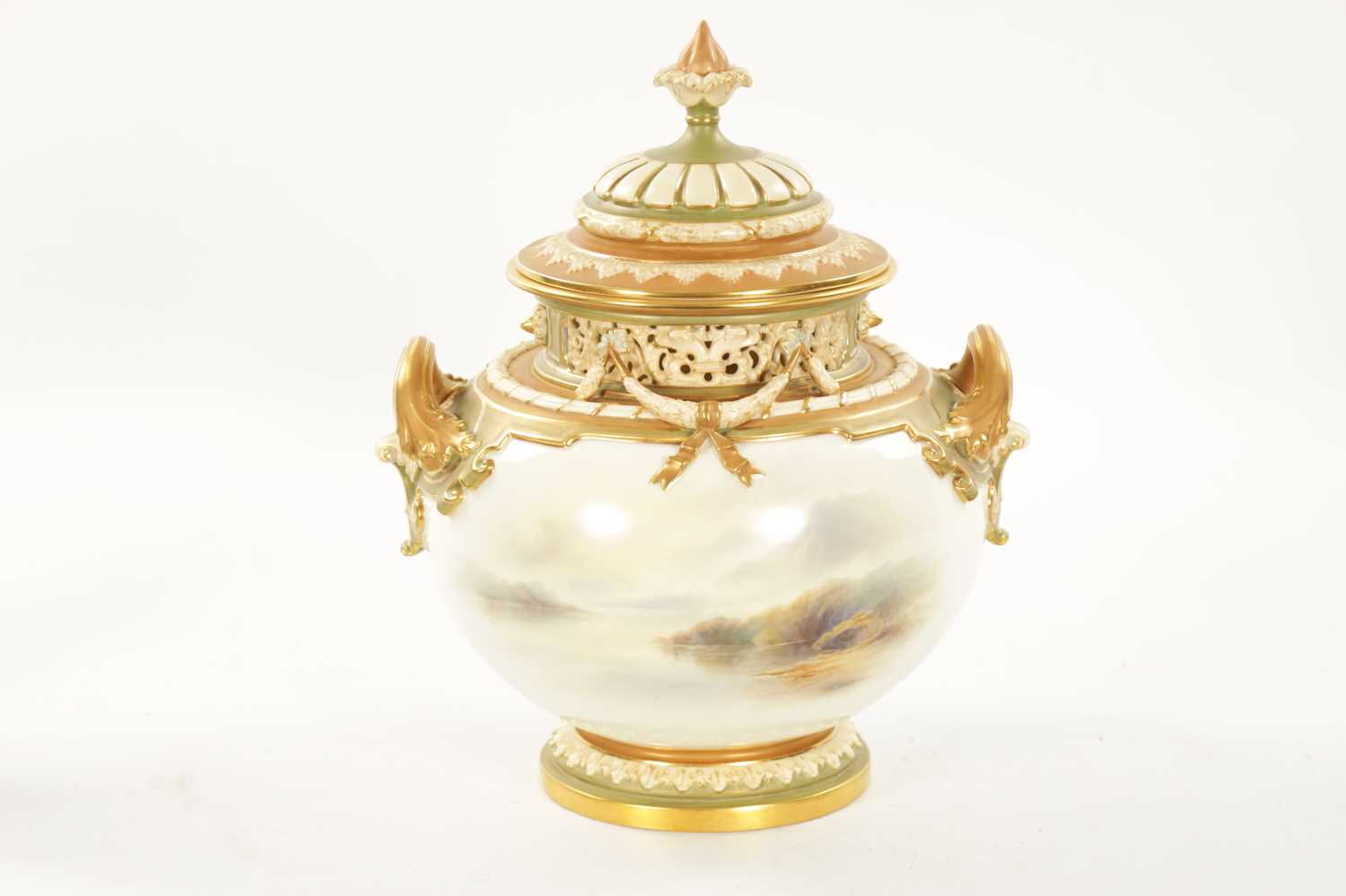 JOHN STINTON A FINE ROYAL WORCESTER POT POURRI JAR AND COVER OF LARGE SIZE - Image 10 of 12