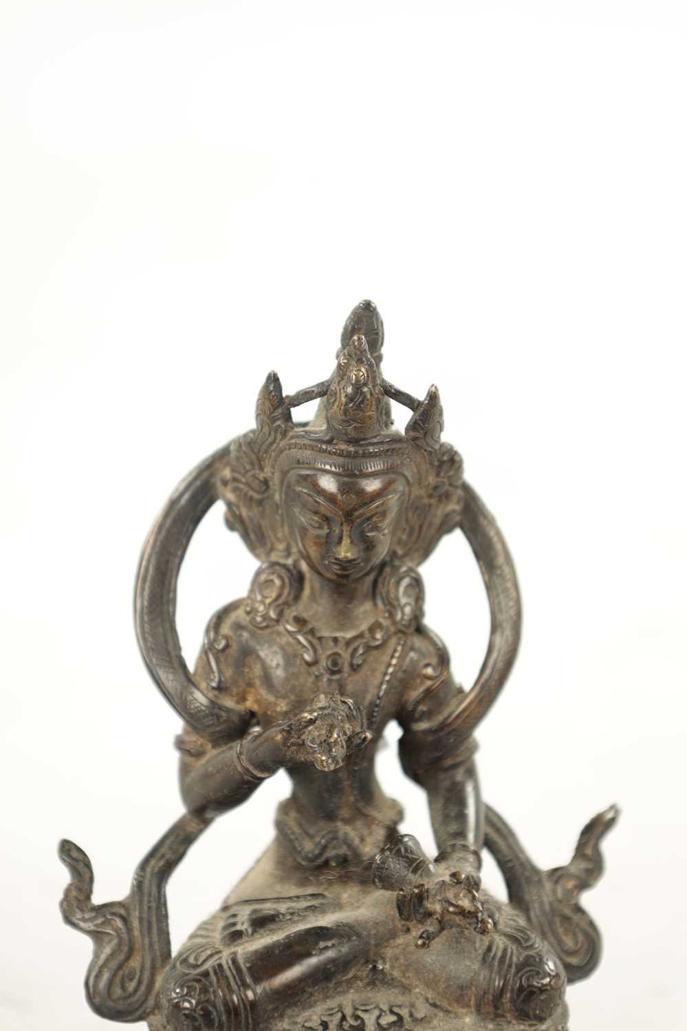 A 19TH CENTURY INDIAN TIBETAN BRONZE FIGURE OF A SEATED BUDDHA - Image 3 of 6