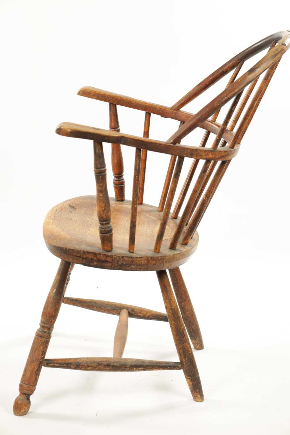 A 19TH CENTURY AMERICAN PRIMITIVE STICK BACK WINDSOR CHAIR - Image 7 of 10