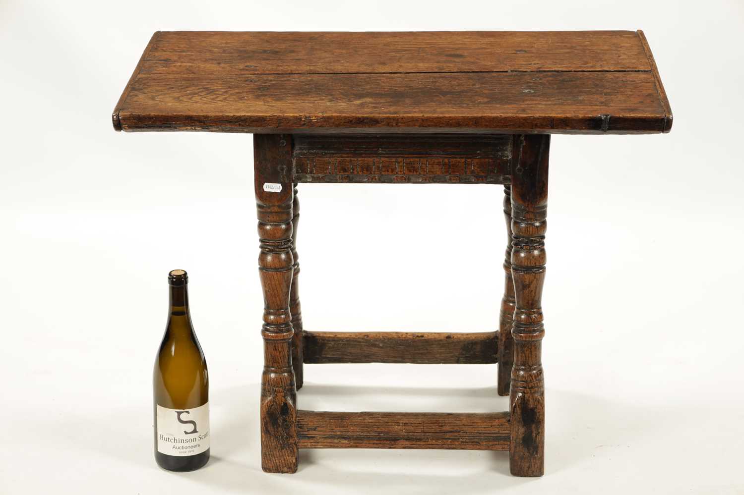 A RARE 17TH CENTURY JOINED OAK TAVERN STOOL/TABLE - Image 3 of 7