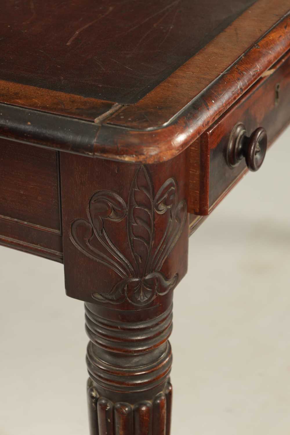 A WILLIAM IV MAHOGANY LIBRARY TABLE OF SMALL SIZE - Image 7 of 8