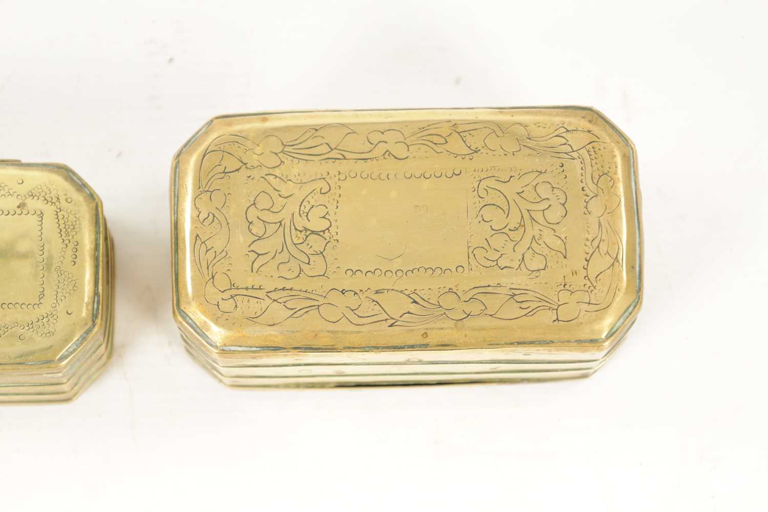TWO 18TH CENTURY BRASS TOBACCO/SNUFF BOXES - Image 2 of 9