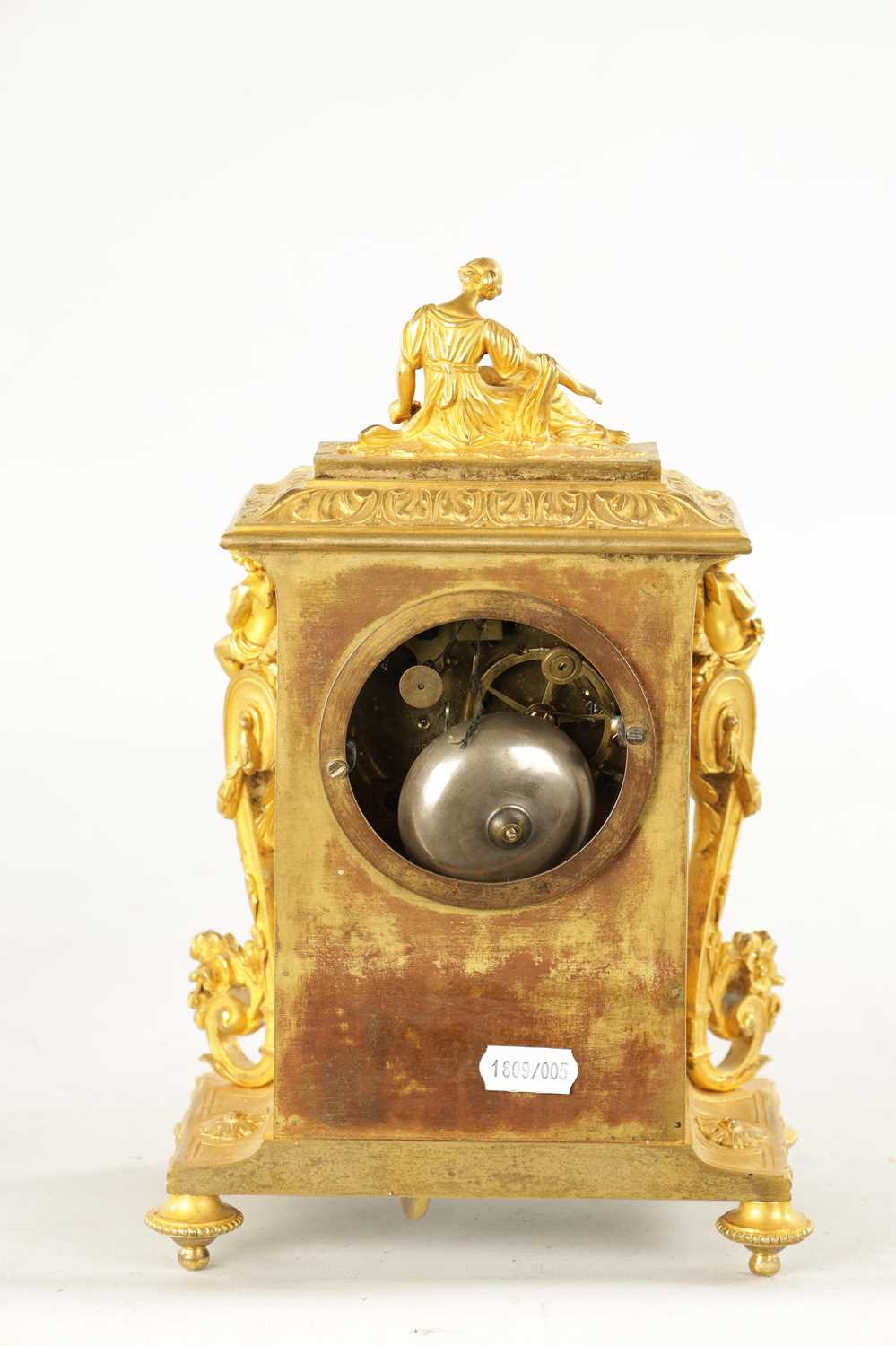 LEROY A PARIS. A 19TH CENTURY FRENCH ORMOLU AND PORCELAIN PANELLED MANTEL CLOCK - Image 8 of 10