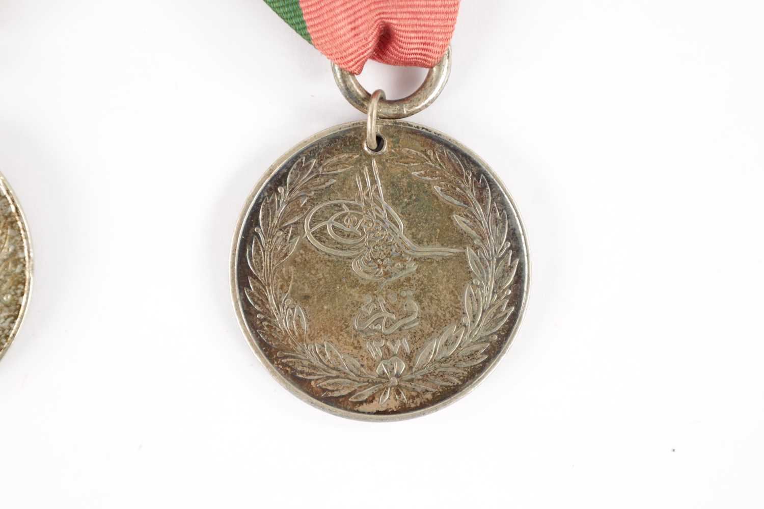 A COLLECTION OF THREE TURKISH CRIMEA MEDALS - Image 9 of 9