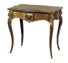 A 19TH CENTURY FRENCH TORTOISESHELL BOULLE SERPENTINE TABLE