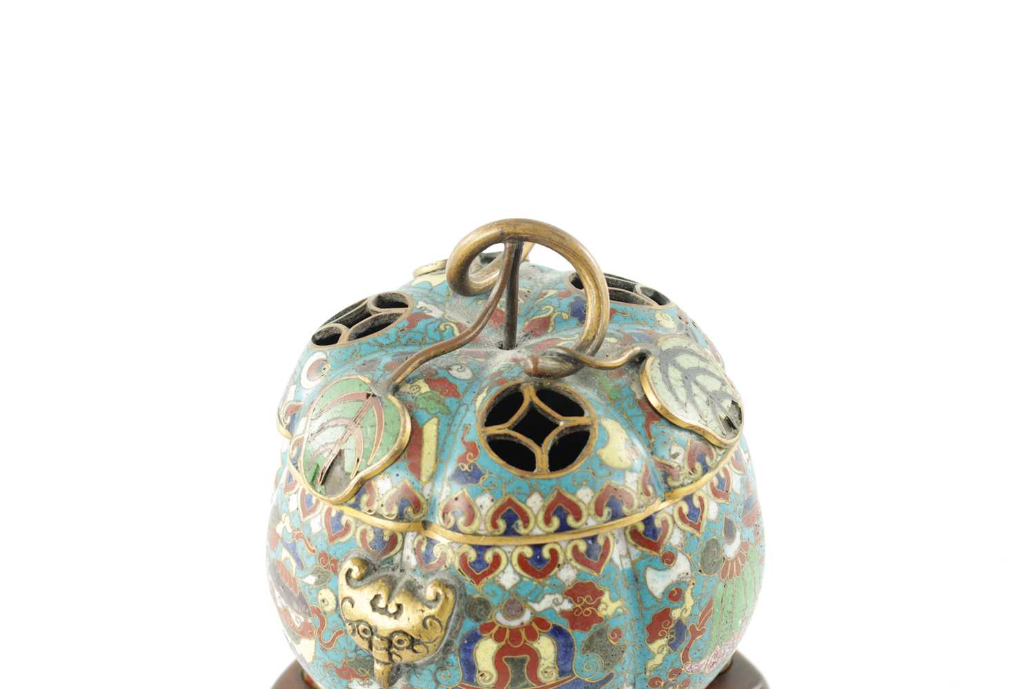 A GOOD EARLY 19TH CENTURY CHINESE CLOISONNÉ INCENSE BURNER - Image 3 of 8