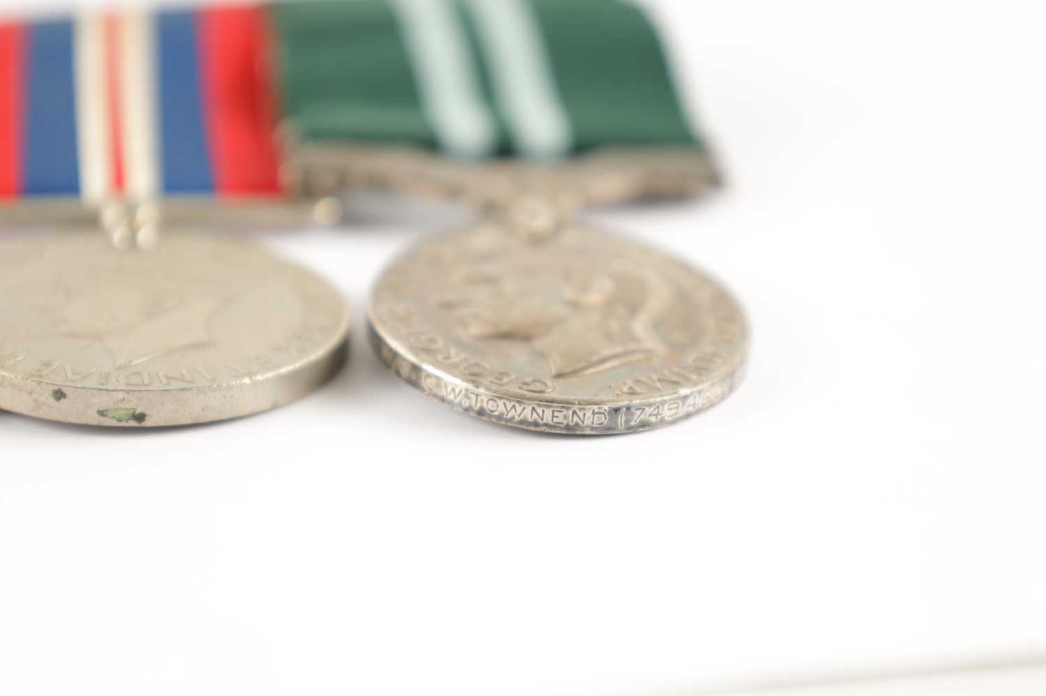 A GROUP OF FOUR WW2 MEDALS - Image 4 of 7