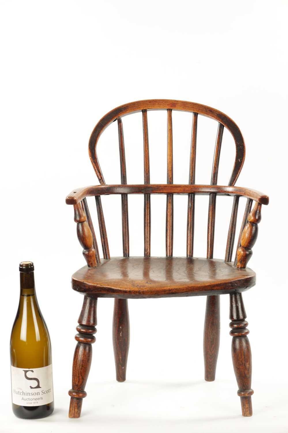 AN 18TH CENTURY ASH AND ELM CHILDS WINDSOR CHAIR - Image 2 of 9