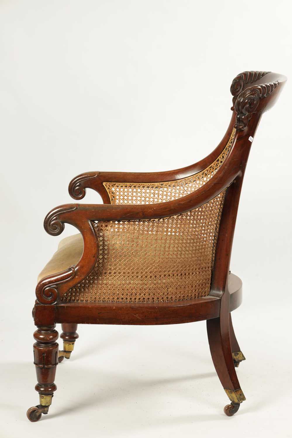 A GOOD WILLIAM V CARVED MAHOGANY BERGERE LIBRARY CHAIR WITH OLD LANCASTER PAPER LABEL - POSSIBLY GIL - Image 8 of 15