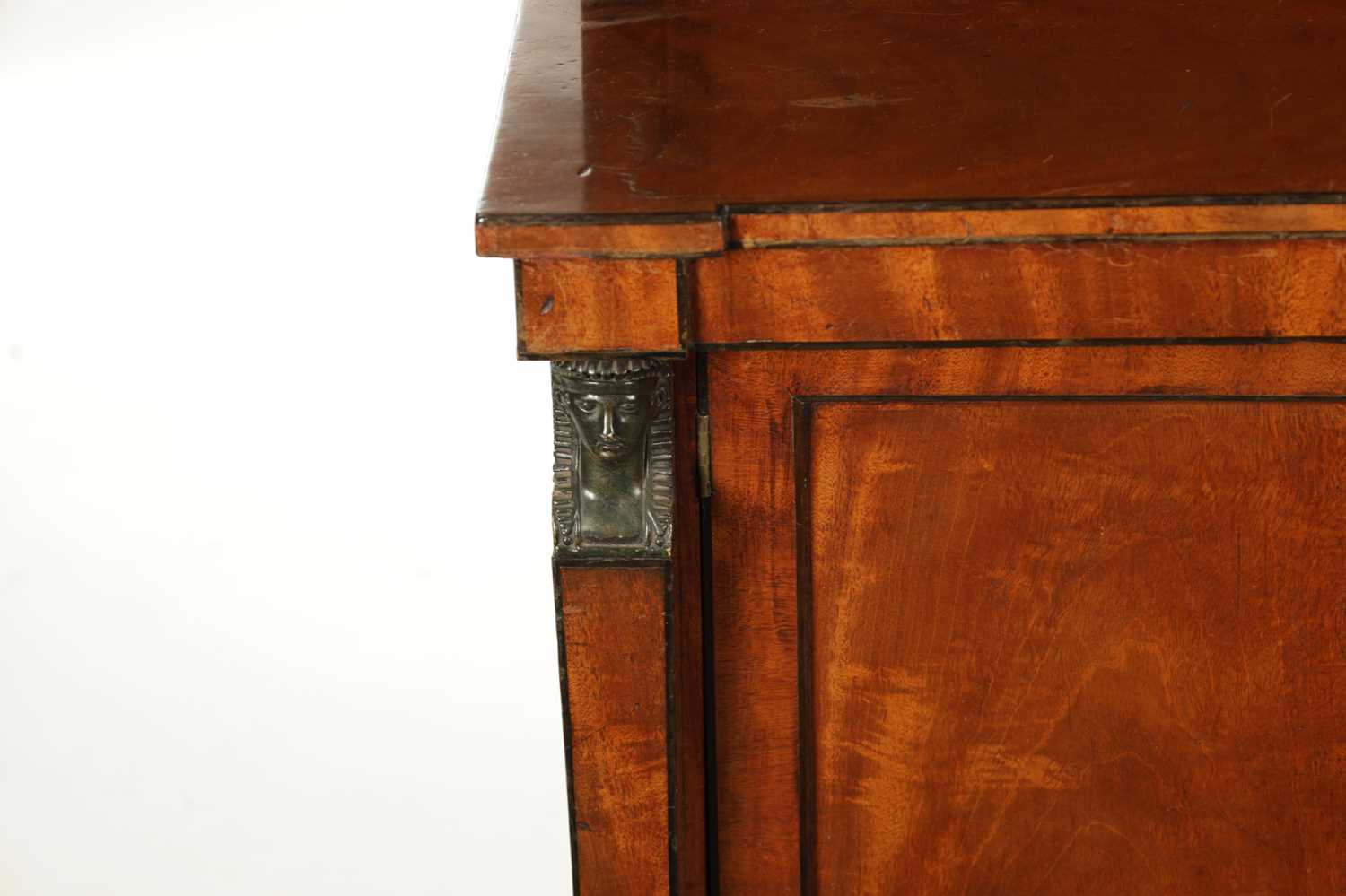 A REGENCY EGYPTIAN REVIVAL MAHOGANY CHIFFONIER OF SMALL SIZE - Image 2 of 6