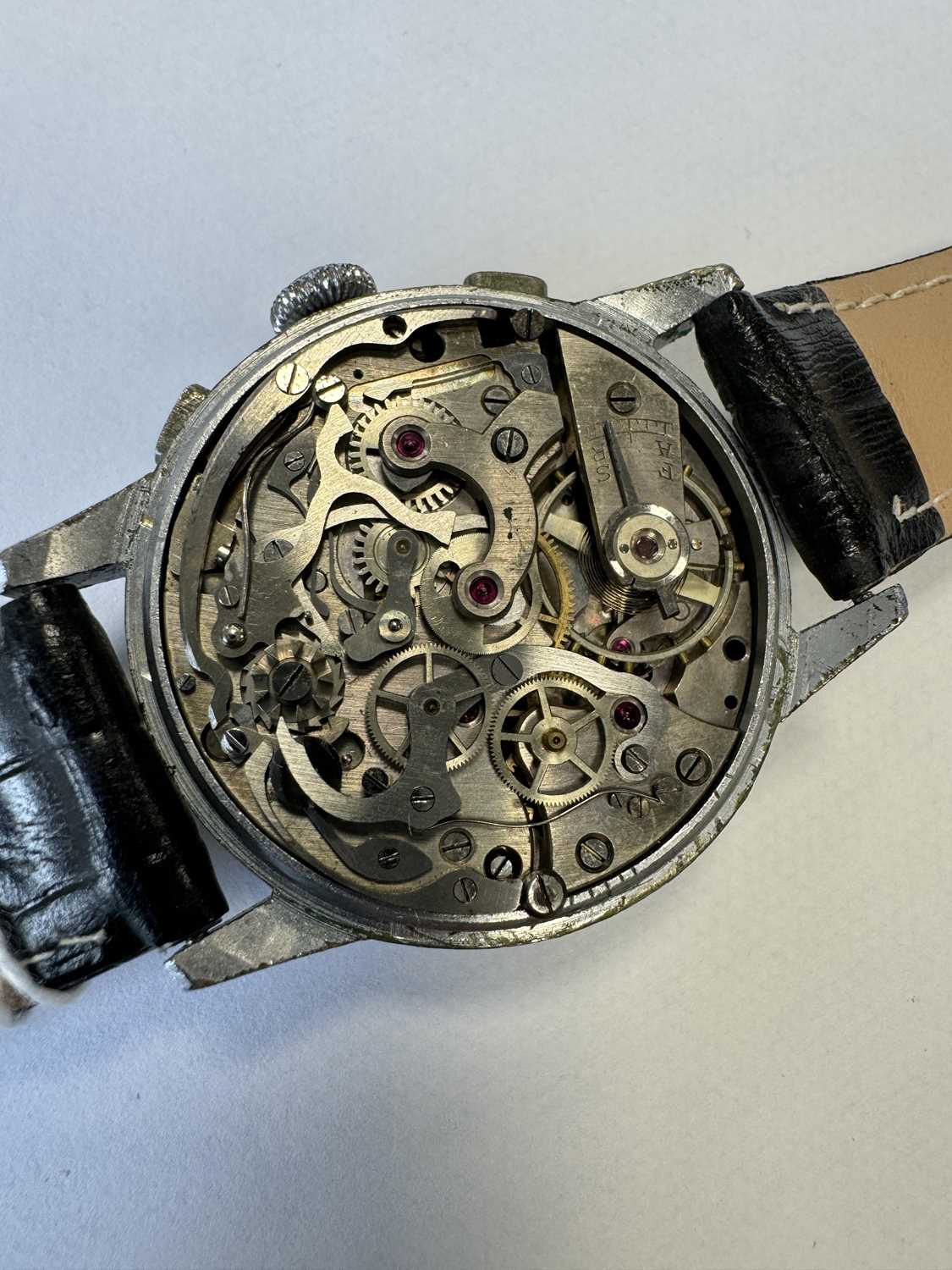 A GENTLEMAN’S 1960’S STEEL-CASED HUGEX CHRONOGRAPH WRISTWATCH - Image 5 of 6