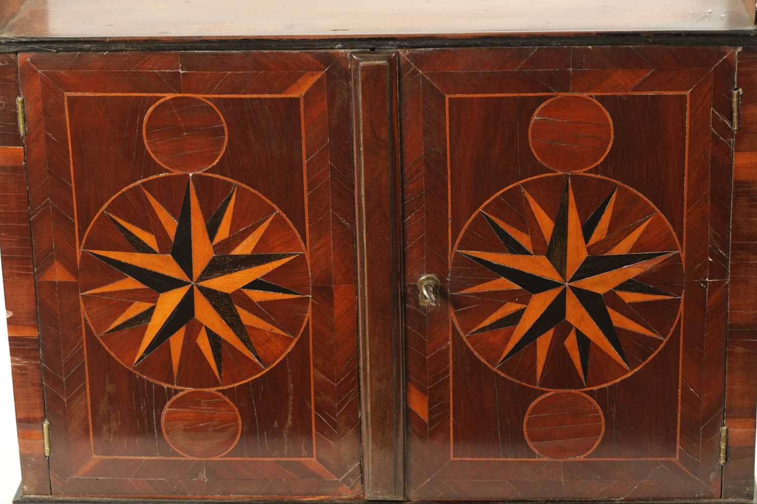 A LATE 18TH CENTURY LABURNUM INLAID HANGING SHELVES - Image 4 of 6