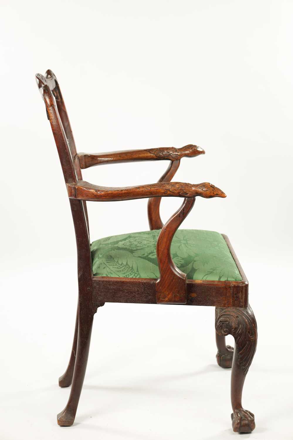 AN 18TH CENTURY WALNUT OPEN ARM CHAIR - Image 8 of 9