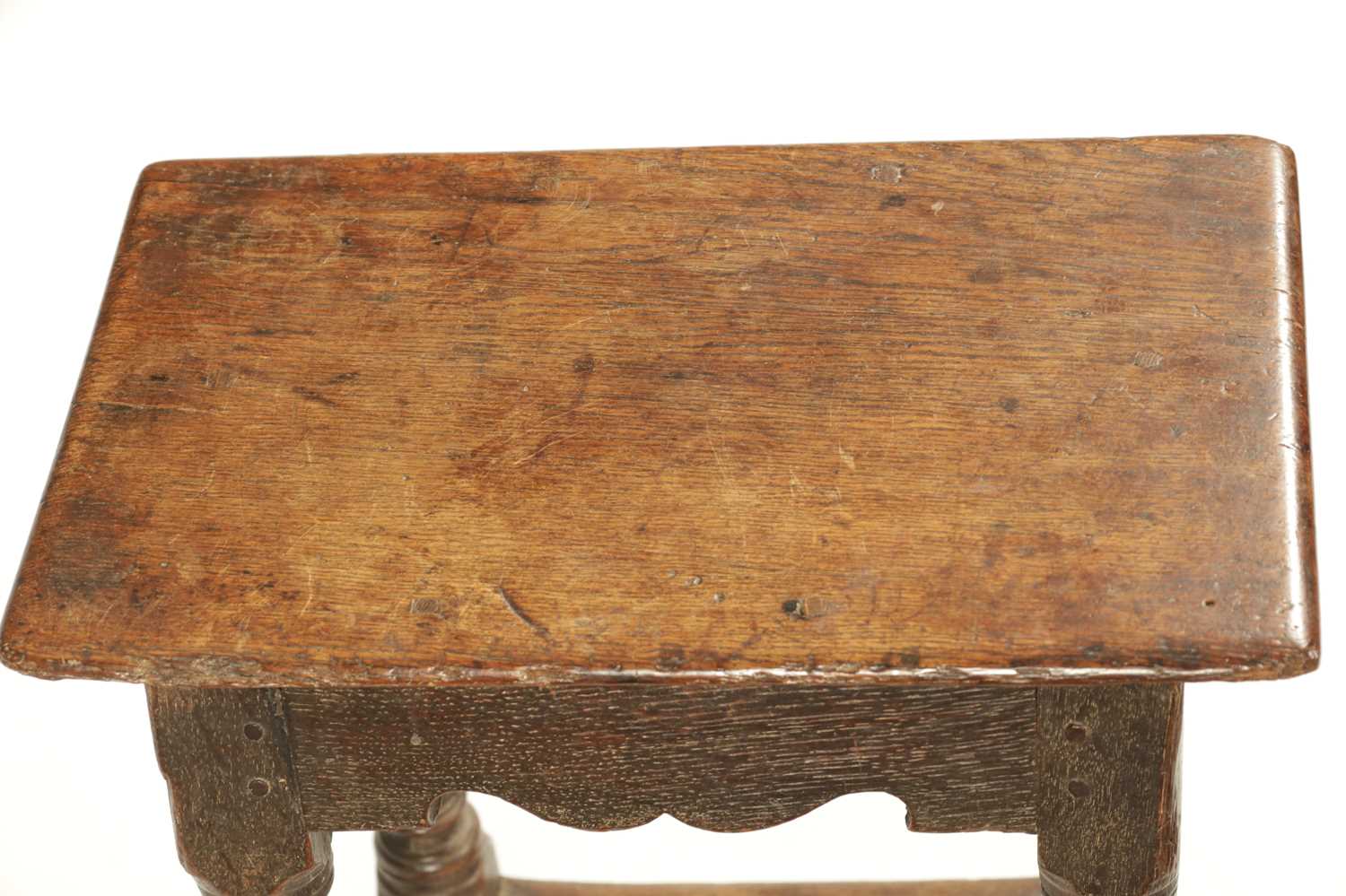 A 17TH CENTURY OAK JOINT STOOL - Image 3 of 9