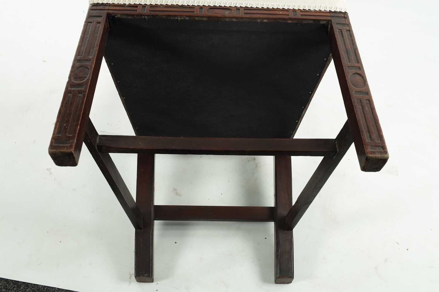 A GEORGE III MAHOGANY CHIPPENDALE STYLE SIDE CHAIR - Image 5 of 6