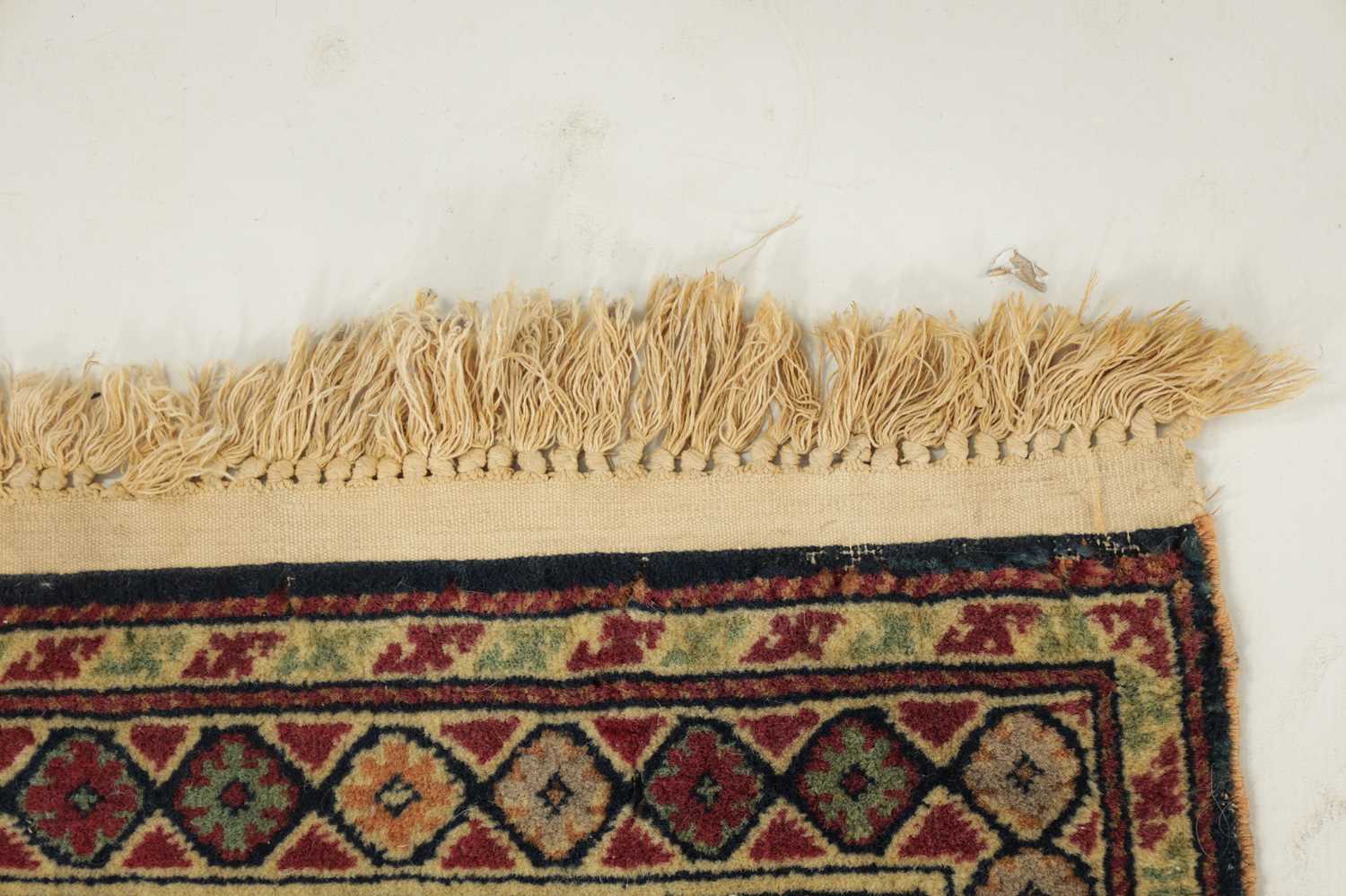 AN ANTIQUE AFGHAN / EASTERN RUG - Image 4 of 6