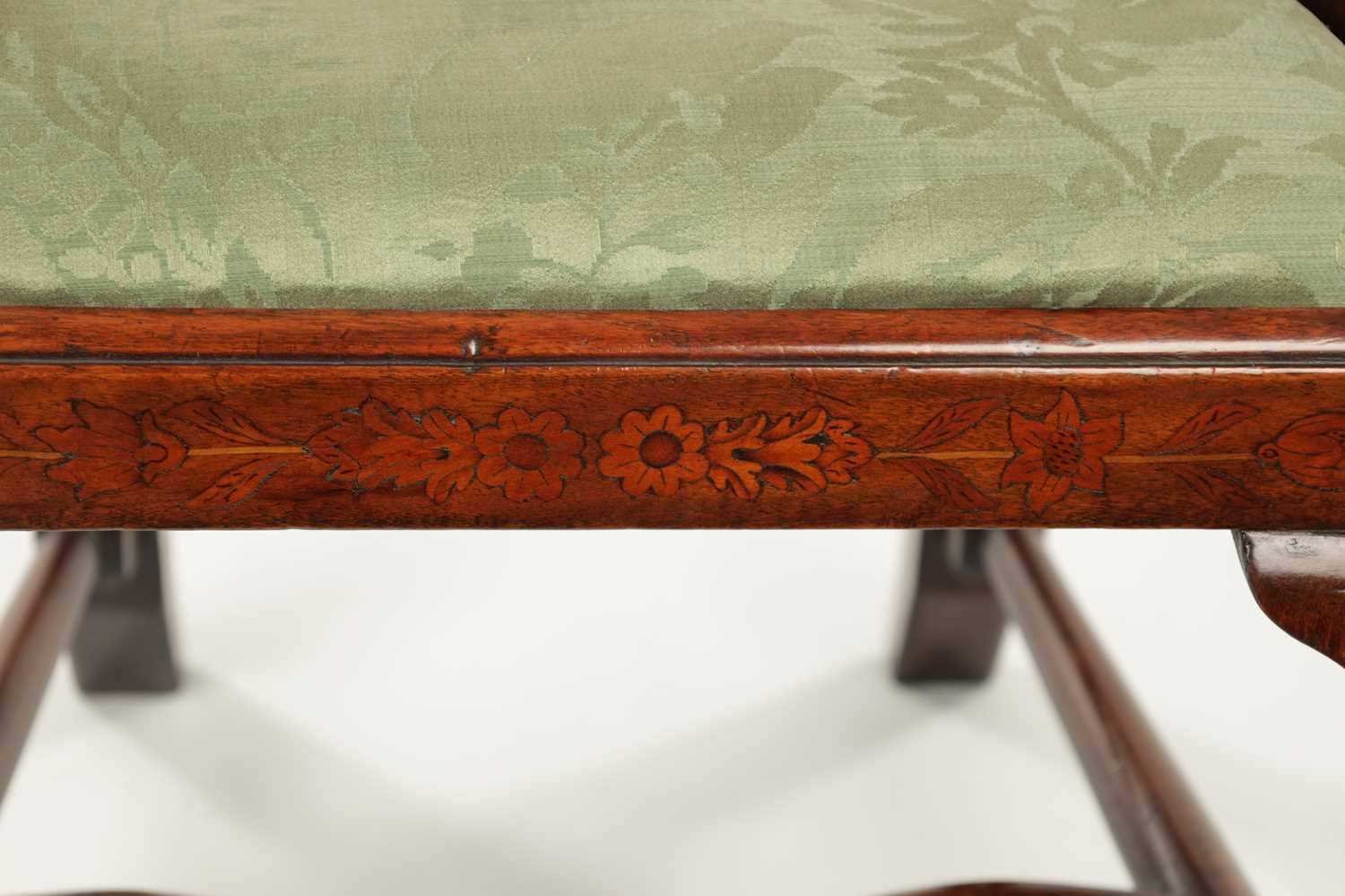 AN 18TH CENTURY WALNUT AND MARQUETRY INLAID ARM CHAIR - Image 7 of 10