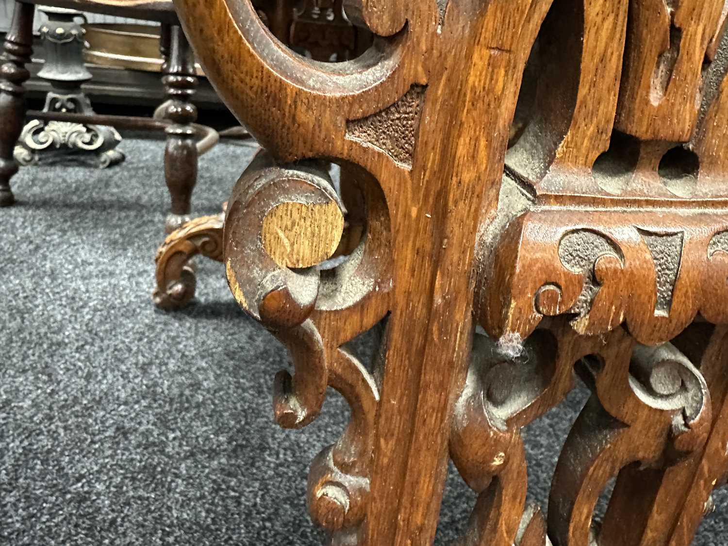 A 19TH CENTURY CARVED AND INLAID OAK LIBRARY TABLE BY LAMB MANCHESTER - Image 12 of 16