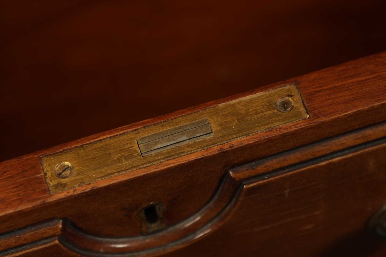 A 20TH CENTURY FRENCH MAHOGANY DESK - Image 2 of 11