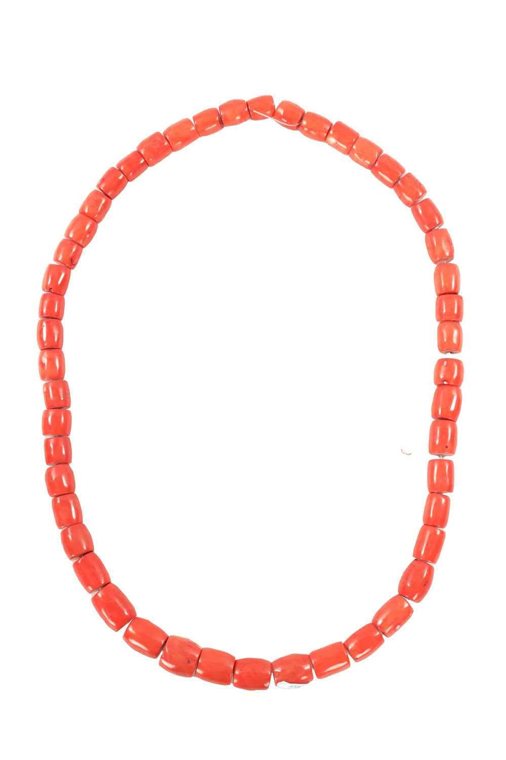 A VINTAGE LARGE CORAL BEAD NECKLACE
