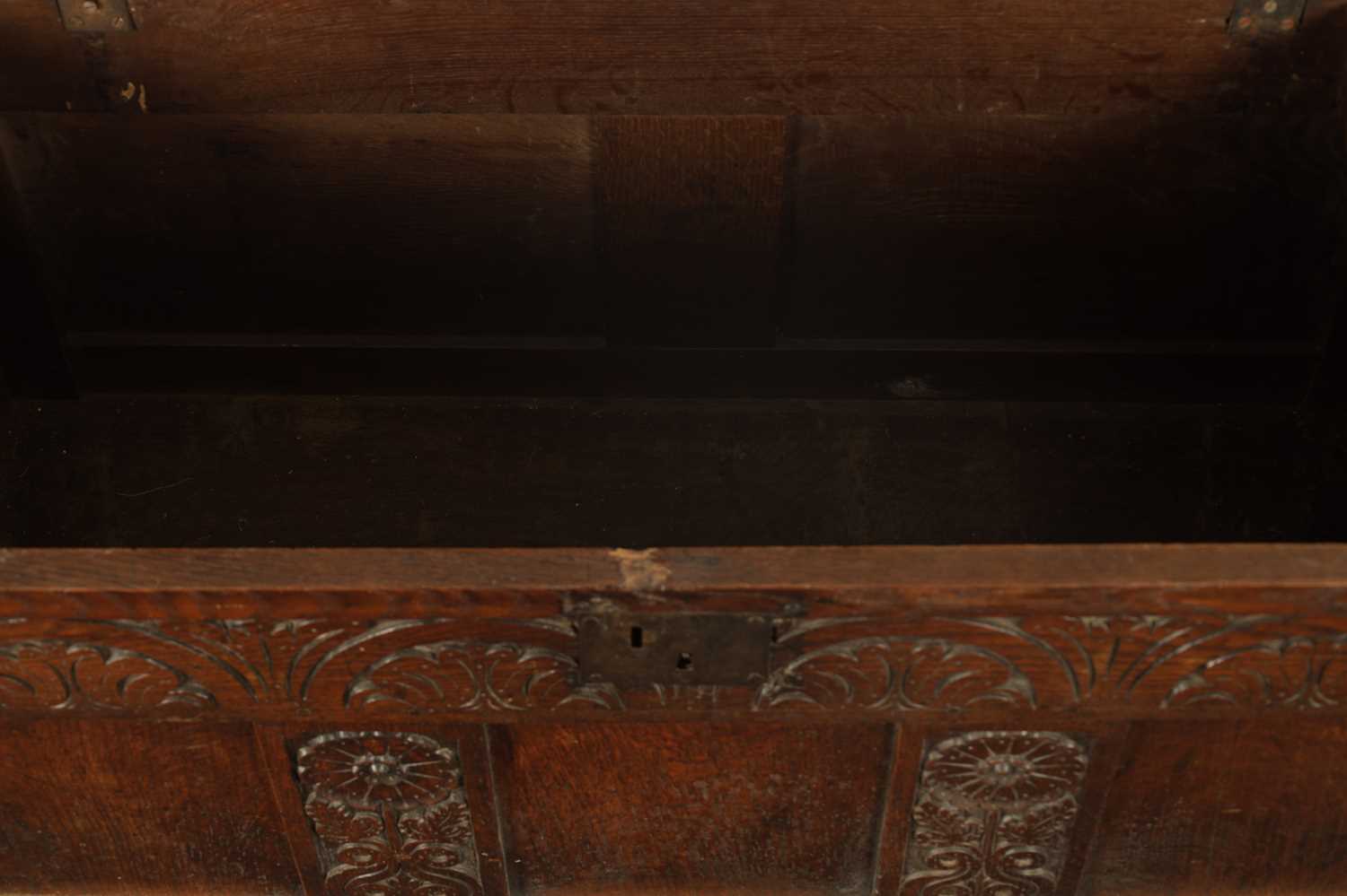 A LATE 17TH CENTURY CARVED OAK THREE PANELLED COFFER - Image 8 of 8