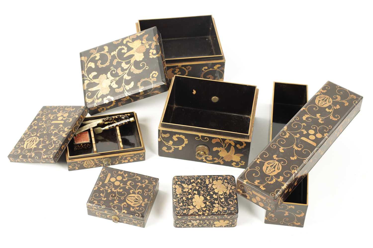 A COLLECTION OF FIVE JAPANESE MEIJI PERIOD LACQUER WORK BOXES - Image 3 of 6