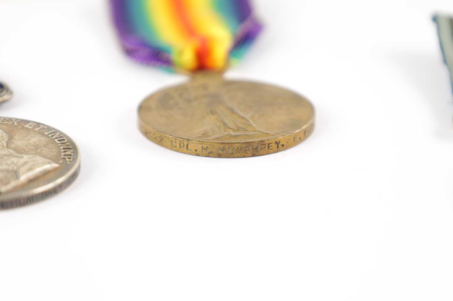 A GROUP OF THREE WAR MEDALS - Image 6 of 11