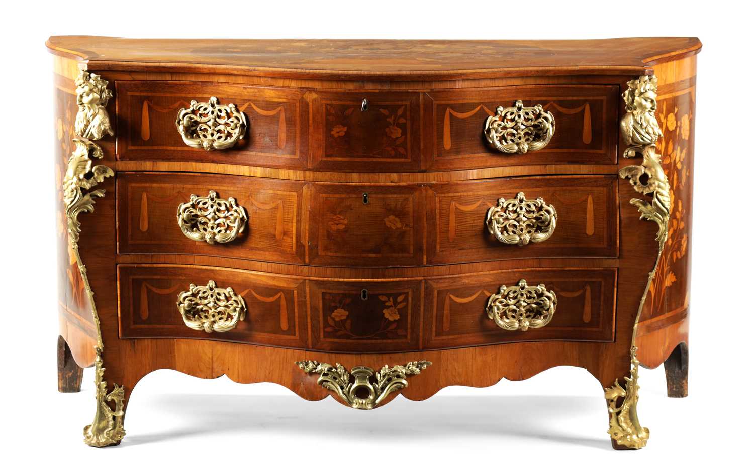 A FINE GEORGE II ENGLISH MARQUETRY COMMODE IN THE MANNER OF HENRY HILL