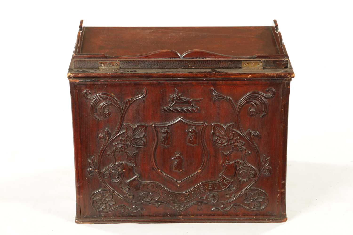 AN 19TH CENTURY MAHOGANY LIDDED BOX - Image 6 of 8