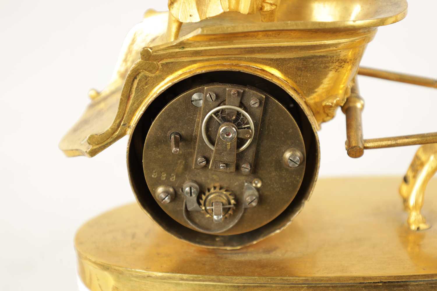 A LATE 19TH CENTURY FRENCH ORMOLU MANTEL CLOCK - Image 6 of 6