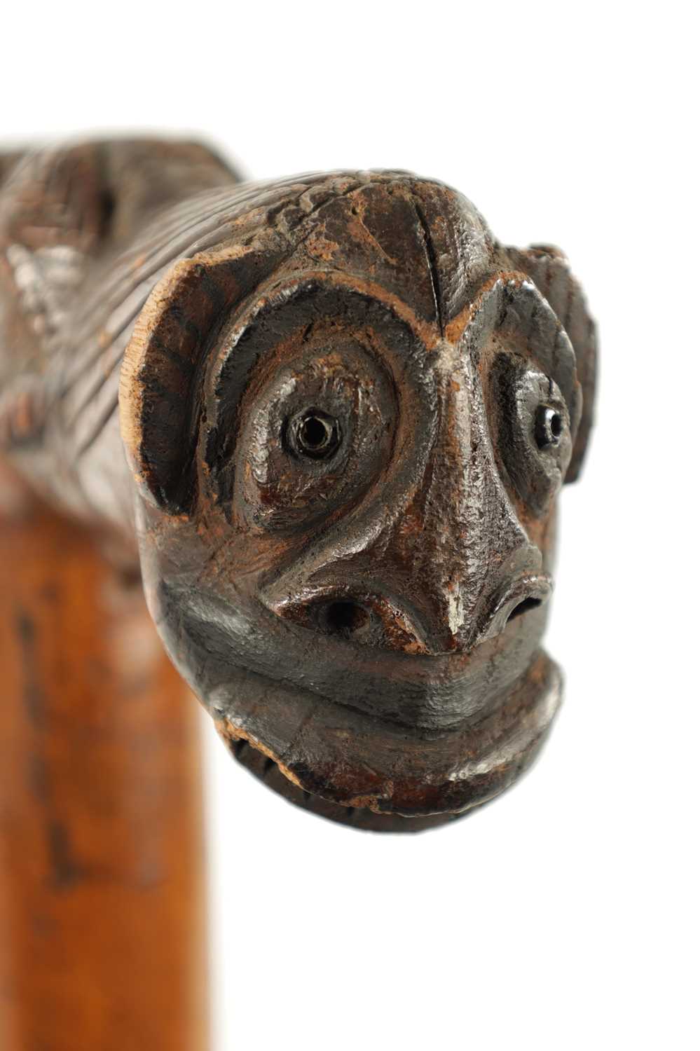 A RARE TWO HEADED GROTESQUE 19TH CENTURY AFRICAN WALKING STICK - Image 3 of 8