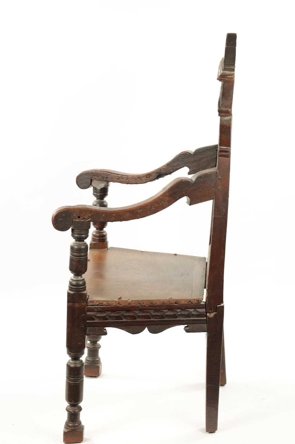 A 17TH CENTURY CARVED OAK WAINSCOT CHAIR - Image 7 of 14