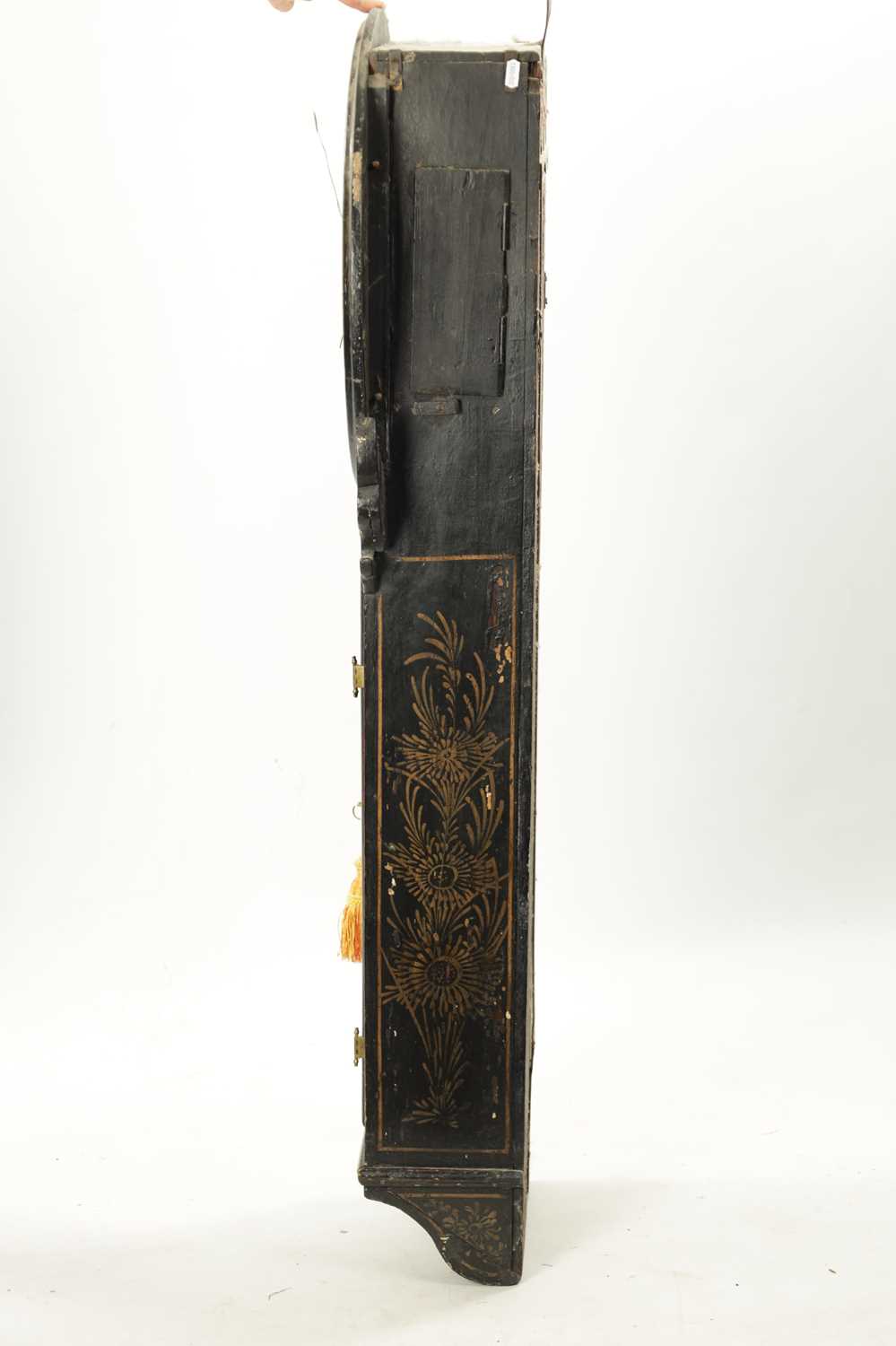 EDWARD TOMLIN, LONDON. A GEORGE III LACQUERED CHINOISERIE TAVERN CLOCK - Image 9 of 10