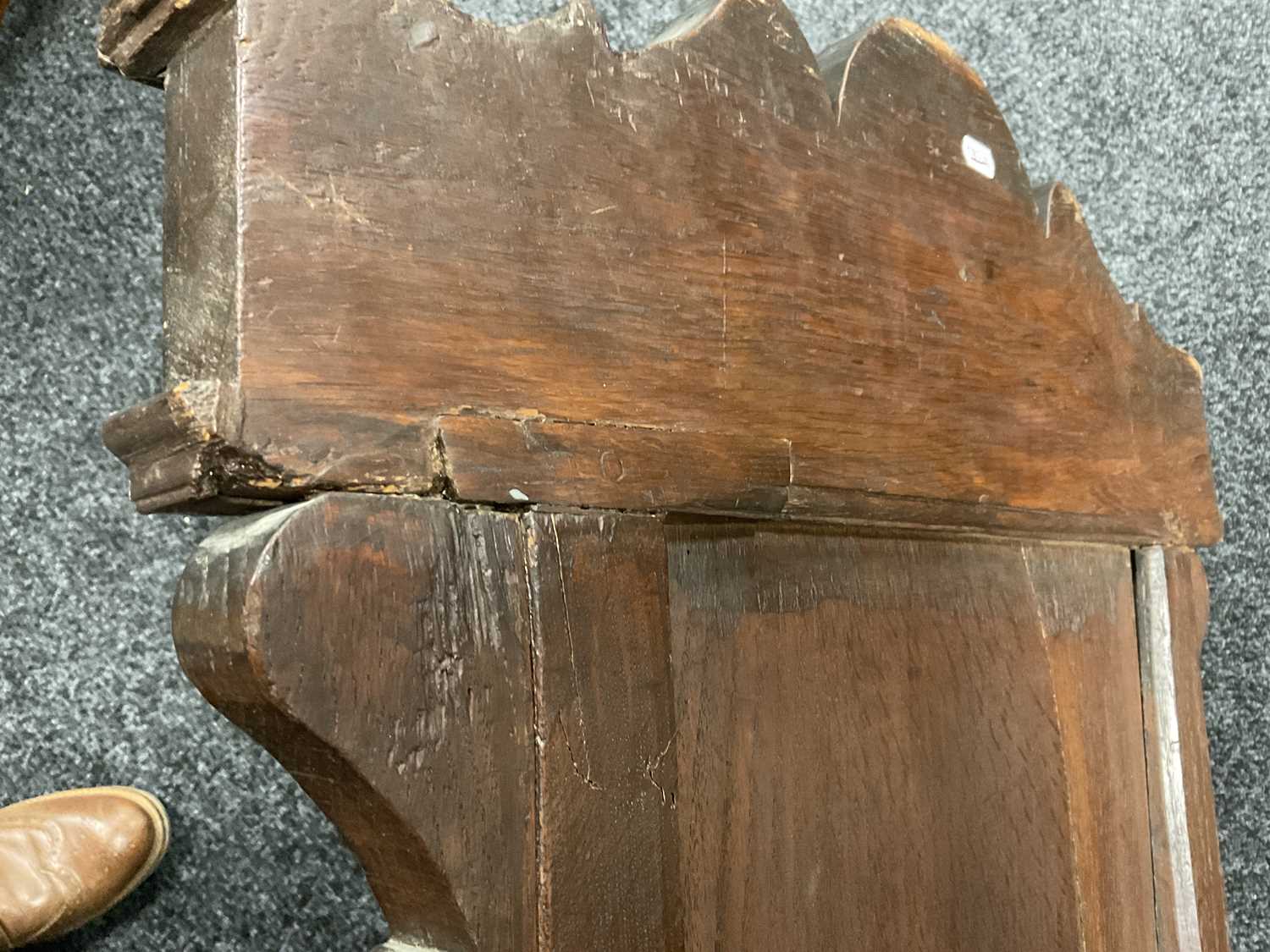 A 17TH CENTURY CARVED OAK WAINSCOT CHAIR - Image 14 of 14