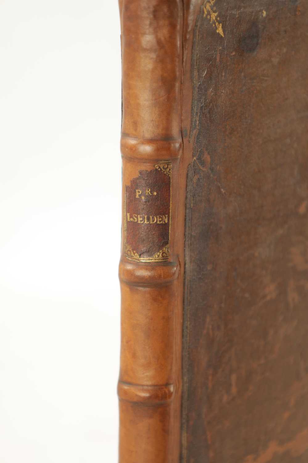 'EADMER OF CANTERBURY' A 17TH CENTURY LEATHER BOUND BOOK TITLED 'EADMERI MONACHI CANTUARIENSIS HISTO - Image 2 of 6