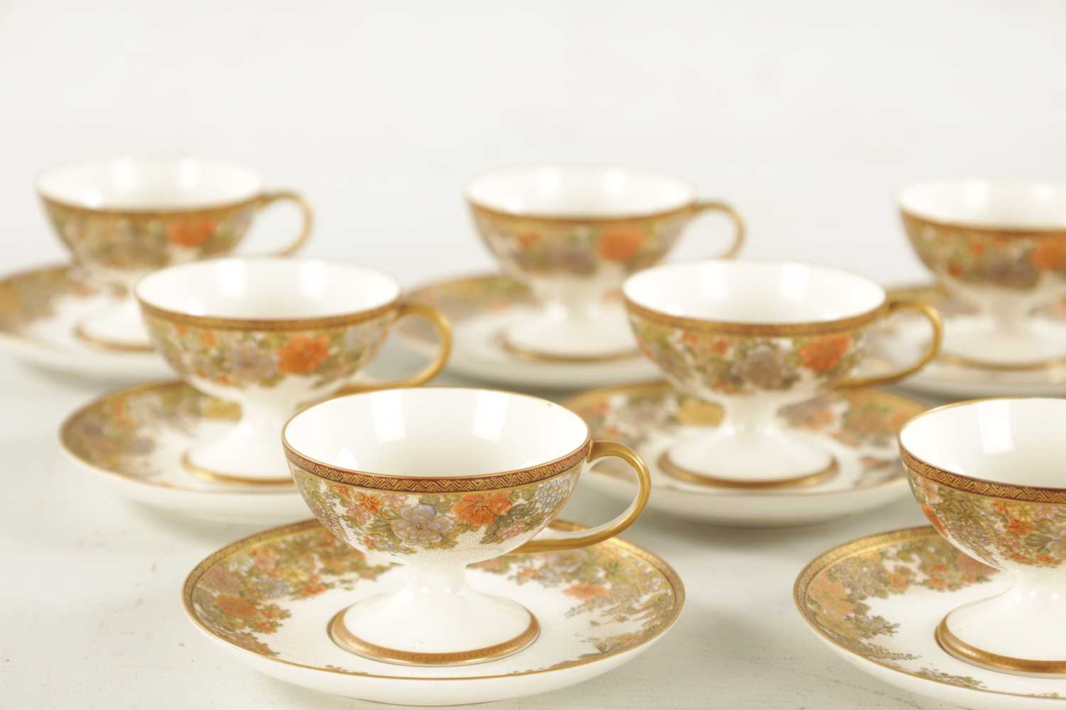 A FINE JAPANESE MEIJI PERIOD COMPLETE SATSUMA TWELVE PLACE TEACUPS AND SAUCERS - Image 3 of 4