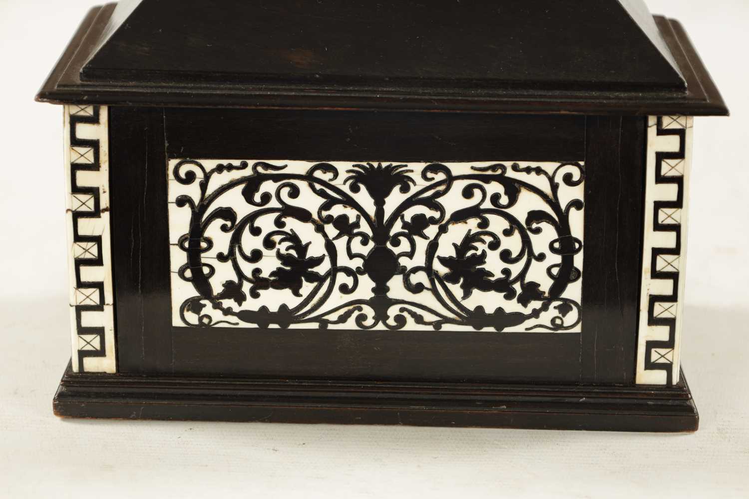 A 17TH CENTURY GERMAN EBONY AND IVORY MINIATURE TABLE CABINET - Image 3 of 19