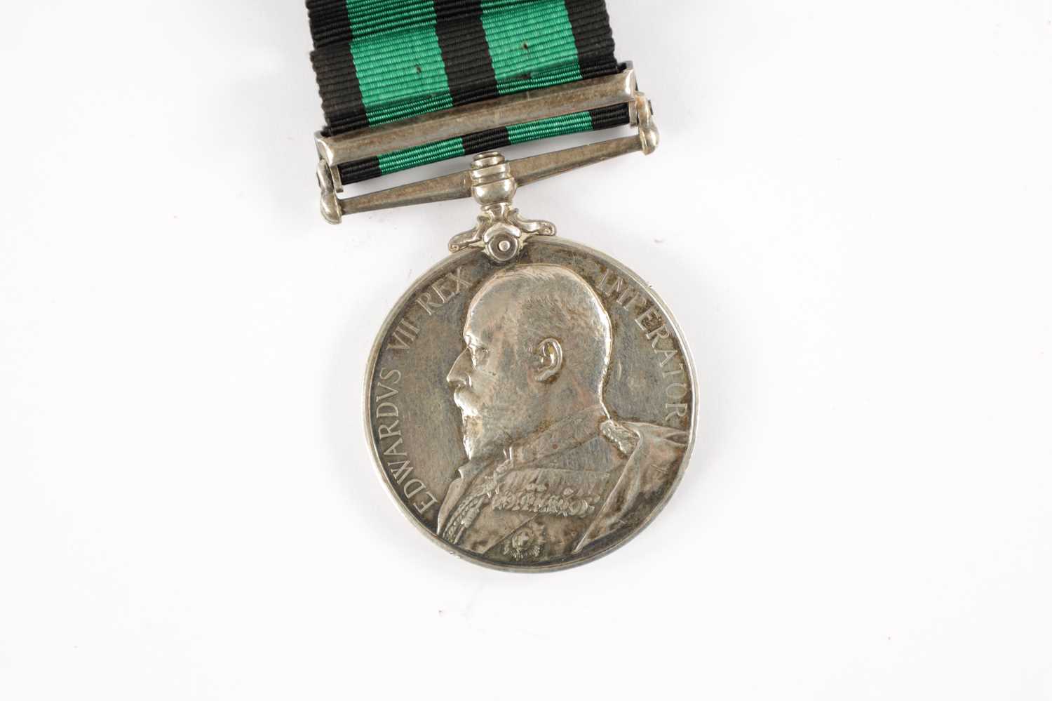 AN ASHANTI MEDAL 1900 WITH CLASP - Image 4 of 5