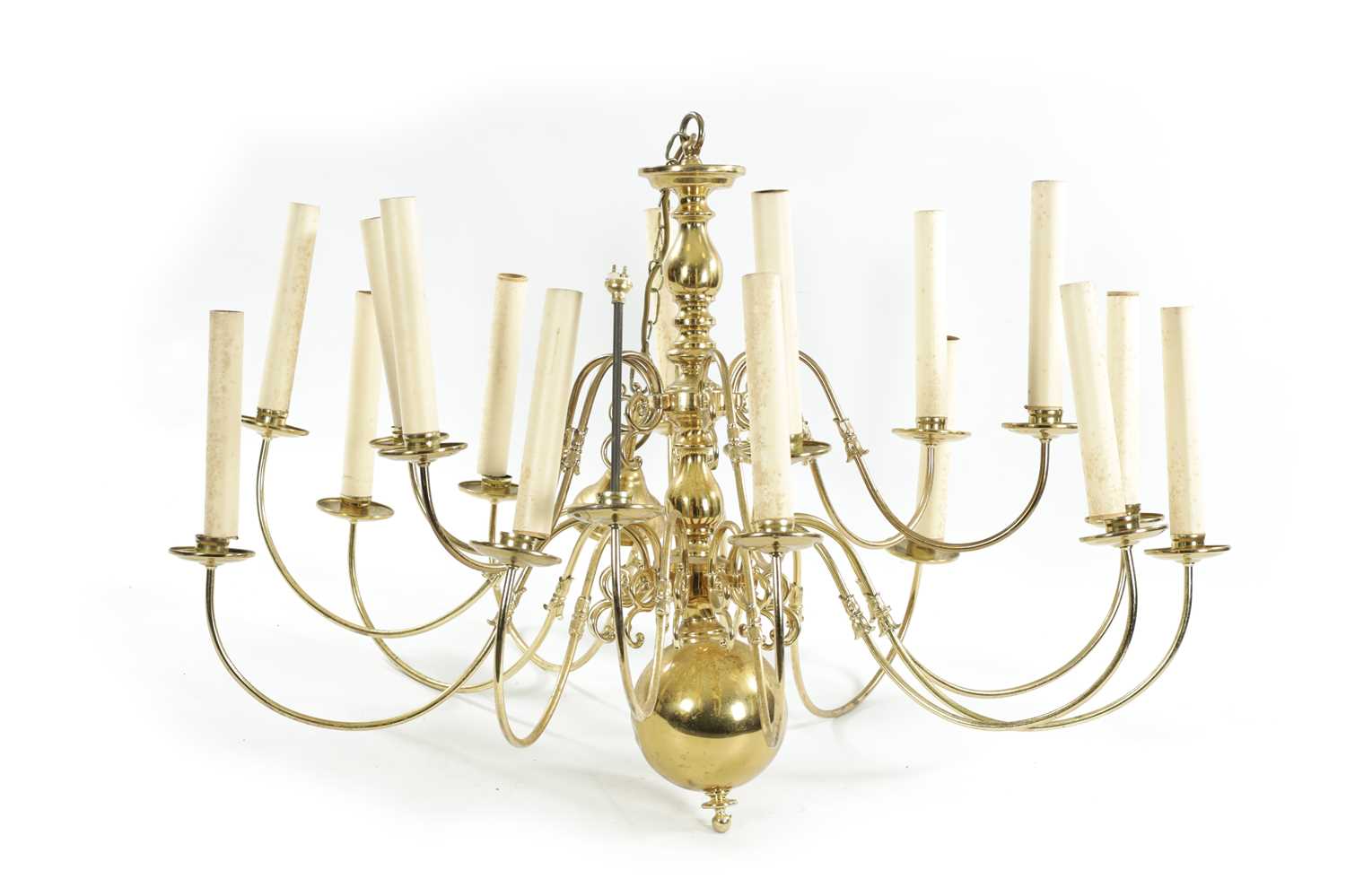 A LARGE 20TH CENTURY BRASS HANGING LIGHT
