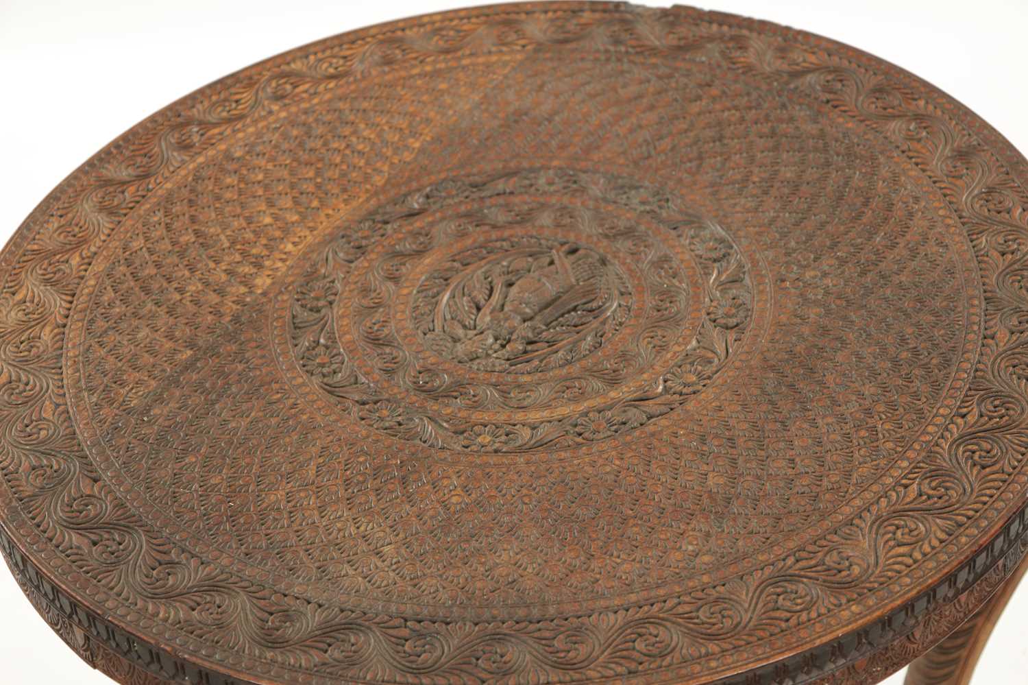 A 19TH CENTURY INDIAN CARVED HARDWOOD OCCASIONAL TABLE - Image 5 of 6