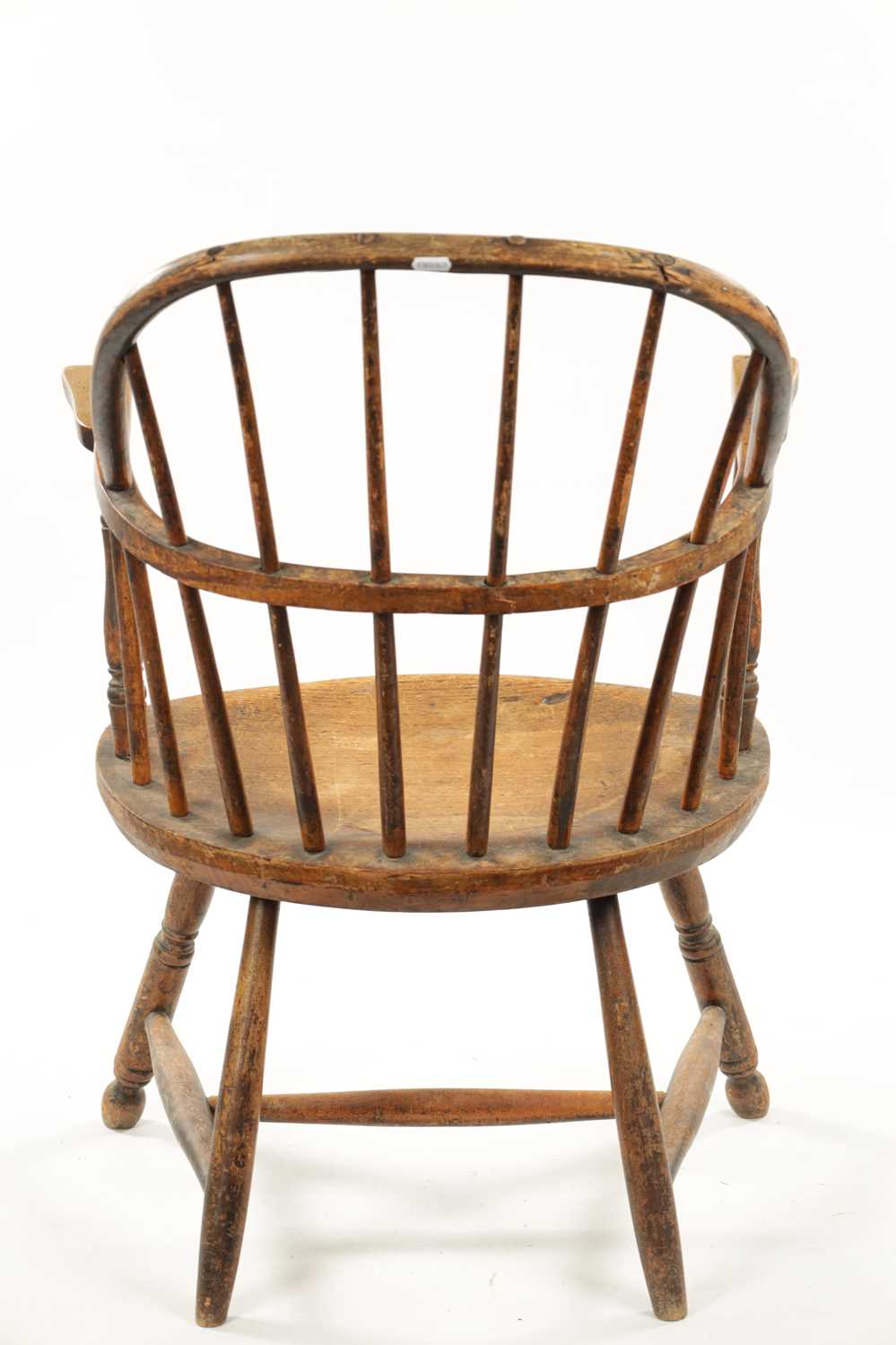 A 19TH CENTURY AMERICAN PRIMITIVE STICK BACK WINDSOR CHAIR - Image 8 of 10