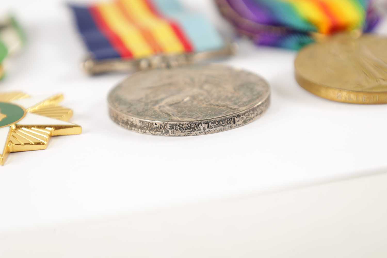 A COLLECTION OF SIX VARIOUS MEDALS - Image 9 of 15
