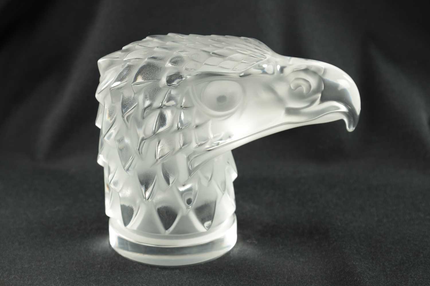 A RENE LALIQUE 'TETE D'AIGLE' CLEAR AND FROSTED GLASS CAR MASCOT - Image 3 of 6